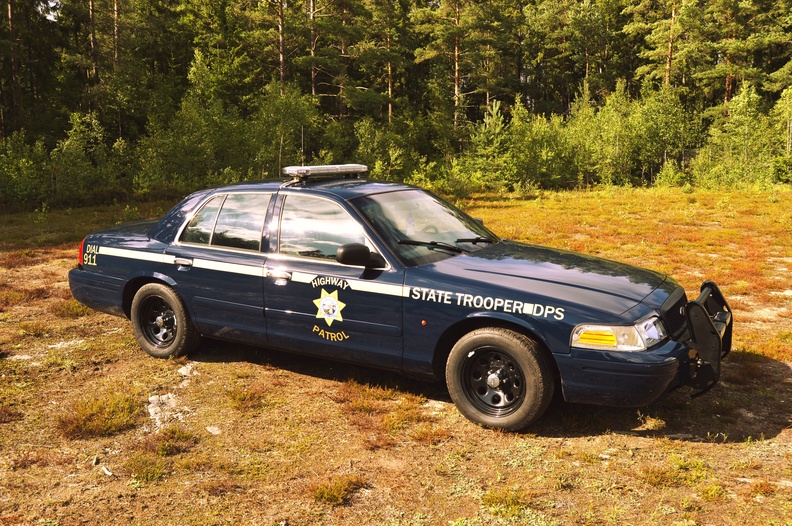 jonathan-petersson-grizzlybear-se-ford-crown-vic-state-trooper-police.jpg